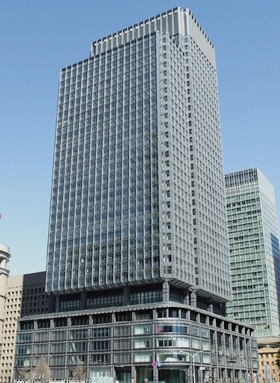 地主株式会社 建物